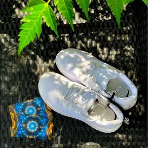 Athletic Works Memory foam run / work sneakers !!NEW!!